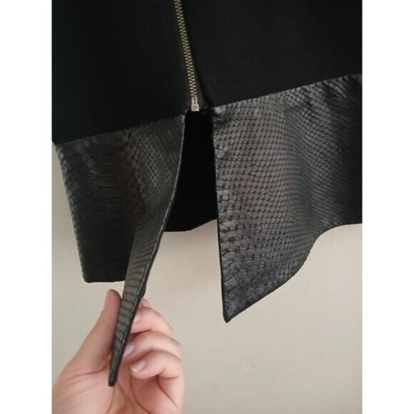 Michelle Mason Womens 2 Black Lambskin Leather Snakeskin Peplum Zipper Vest - Picture 5 of 7